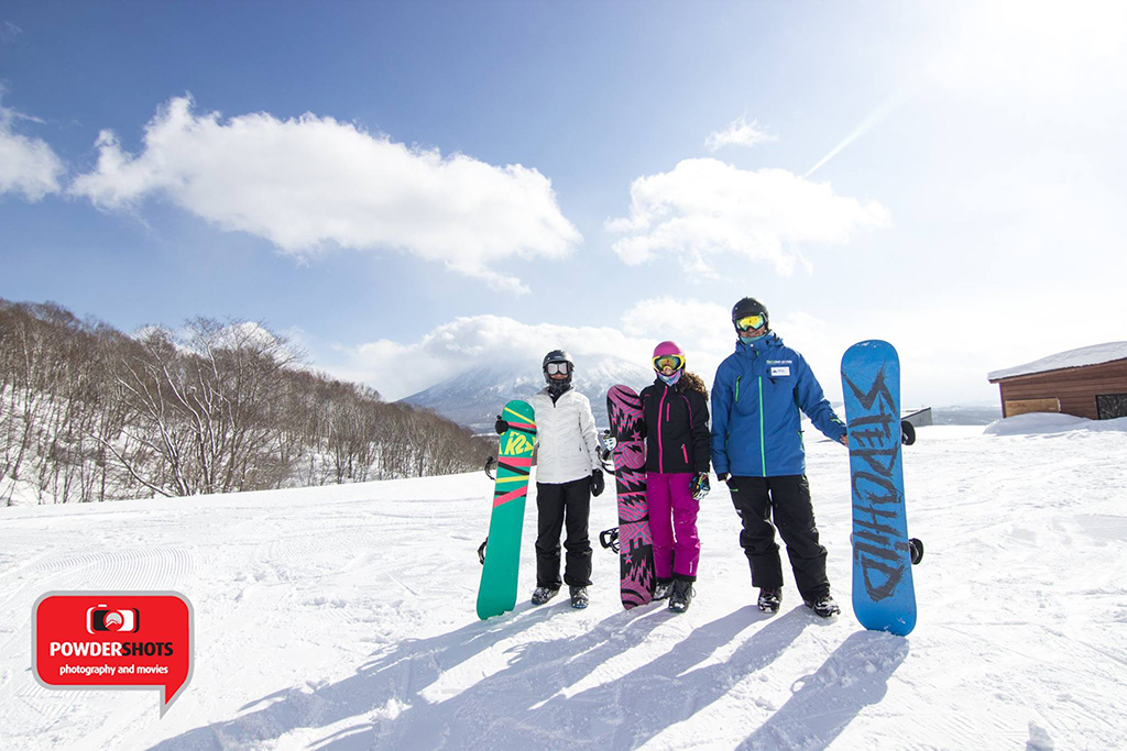 Take the hassle out of your first day on the snow with the Adult First Timer Pack